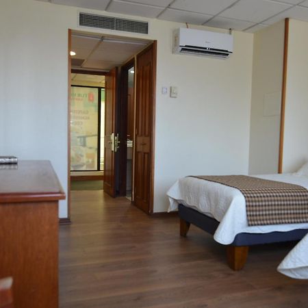 Tur Hotel Santiago Eksteriør bilde