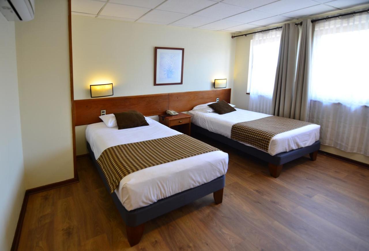 Tur Hotel Santiago Eksteriør bilde