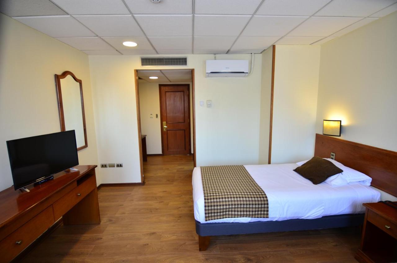 Tur Hotel Santiago Eksteriør bilde
