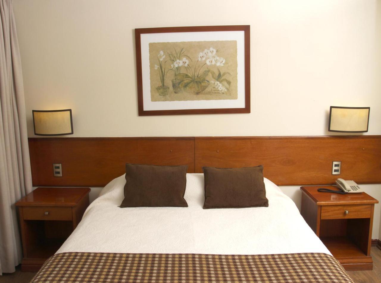 Tur Hotel Santiago Eksteriør bilde