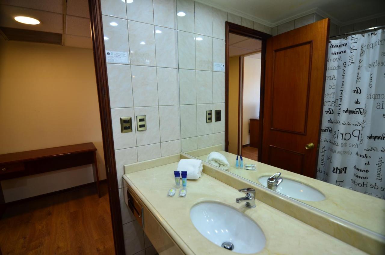 Tur Hotel Santiago Eksteriør bilde